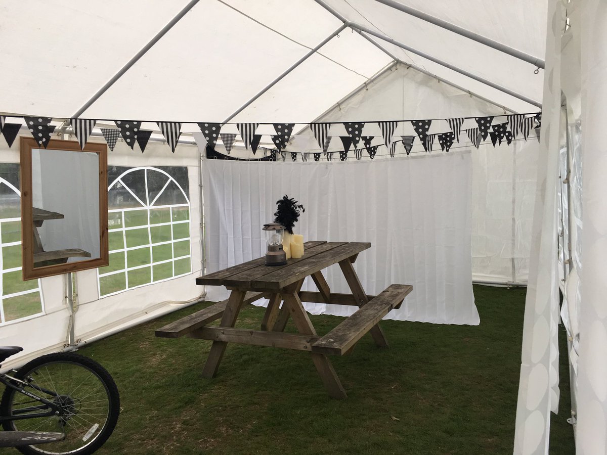 KellyHampSinger's tweet photo. Over the last few days I have been helping to set up our festival called @bigbikebash it's gonna be awesome #bigbikebash2017 https://t.co/pqF8VnPo30