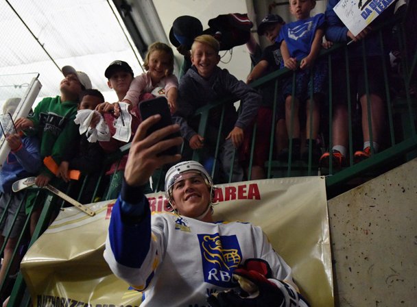 It's fun, competitive, and for everyone. <a href="/DaBeautyLeague/">Da Beauty League</a> unites NHL fans, players &amp; their families in the offseason: ply.rs/R5p330eEyhl