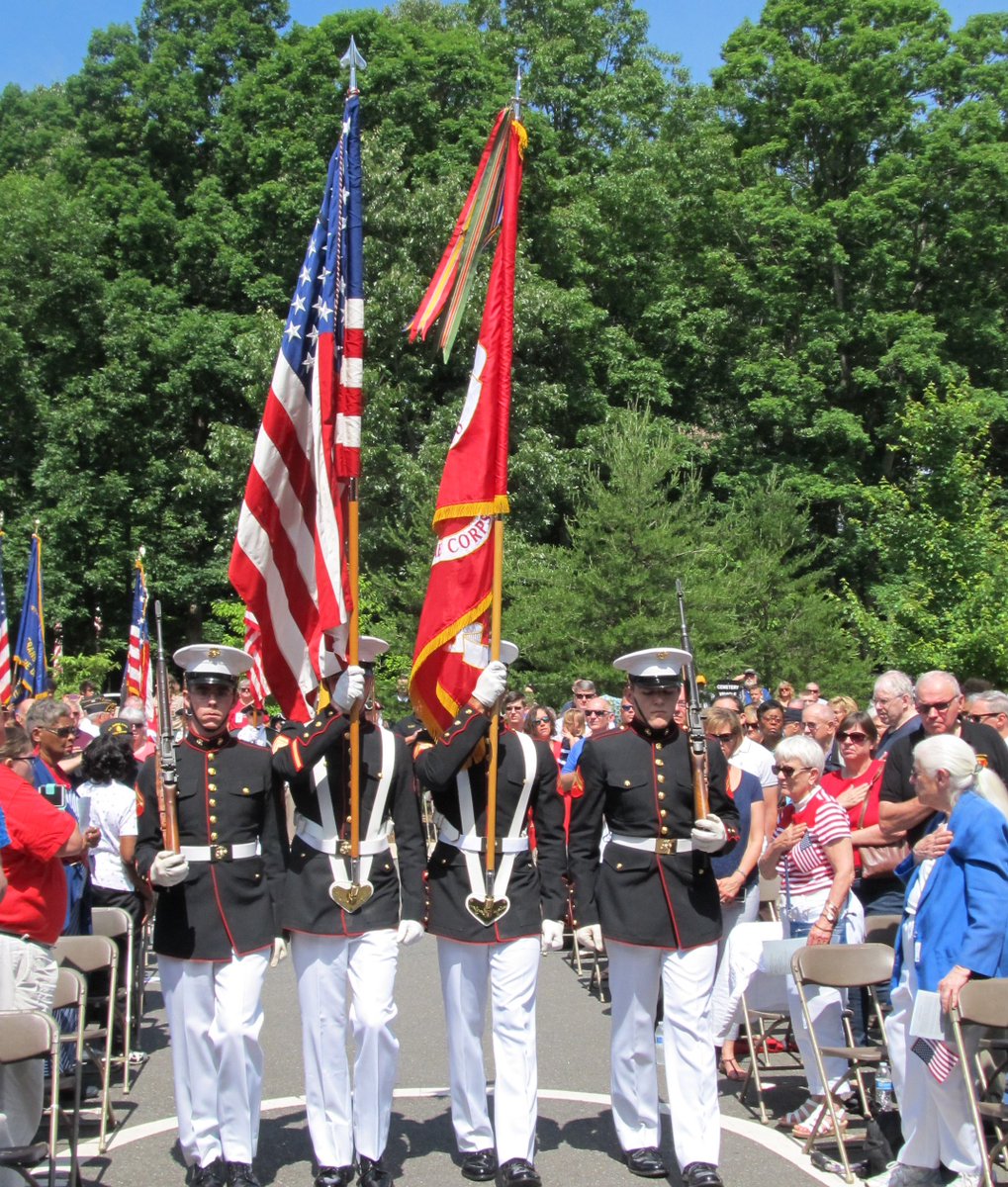 VFWPost7916's tweet photo. See VFW post 7916 @VFWPost7916  perform in this Memorial Day Video:  https://t.co/KbZf45LTff https://t.co/9iOUDN1Xhd