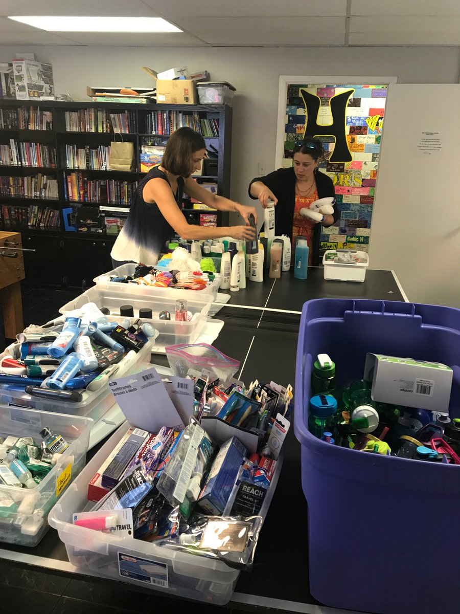 embreegroup's tweet photo. #EmbreeTEAM helping & donating to the NEST Empowerment Center! Thank you to NEST for all the amazing things you do for Georgetown youth! https://t.co/HyidwqByP8