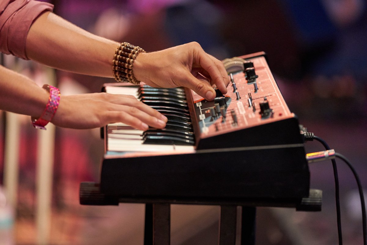 bigmeanbbq's tweet photo. SOUNDS generated by this MACHINE are BIG &amp; MEAN! Come explore the vibrations 8.26.17 at the #BigMeanBBQ!
BBQ Tix >> https://t.co/k6spl7uXSH https://t.co/7xOj8oGrPk