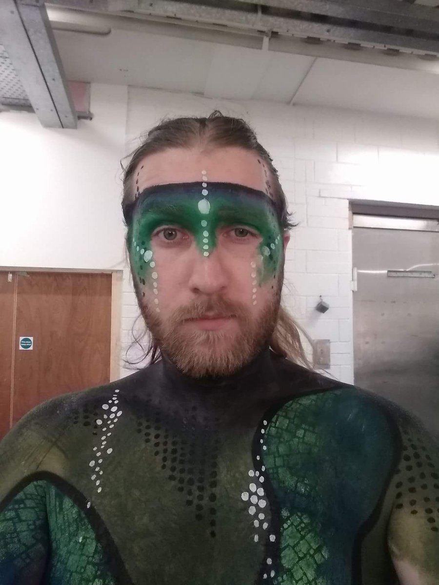 FraughenSarah's tweet photo. Bodypainting @DublinBodyPaint  @TheComplexDub  #bodyconfidence #summerparty https://t.co/vdoUzmgmbO