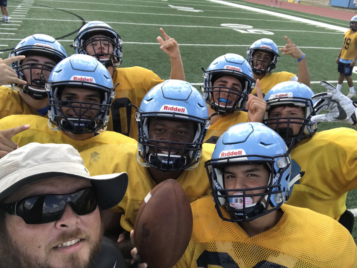 mcmemfootball's tweet photo. I...N...T!!! One more for the good guys!!! #TOSelfie #StangNation #StangGang https://t.co/2C88CEOI26
