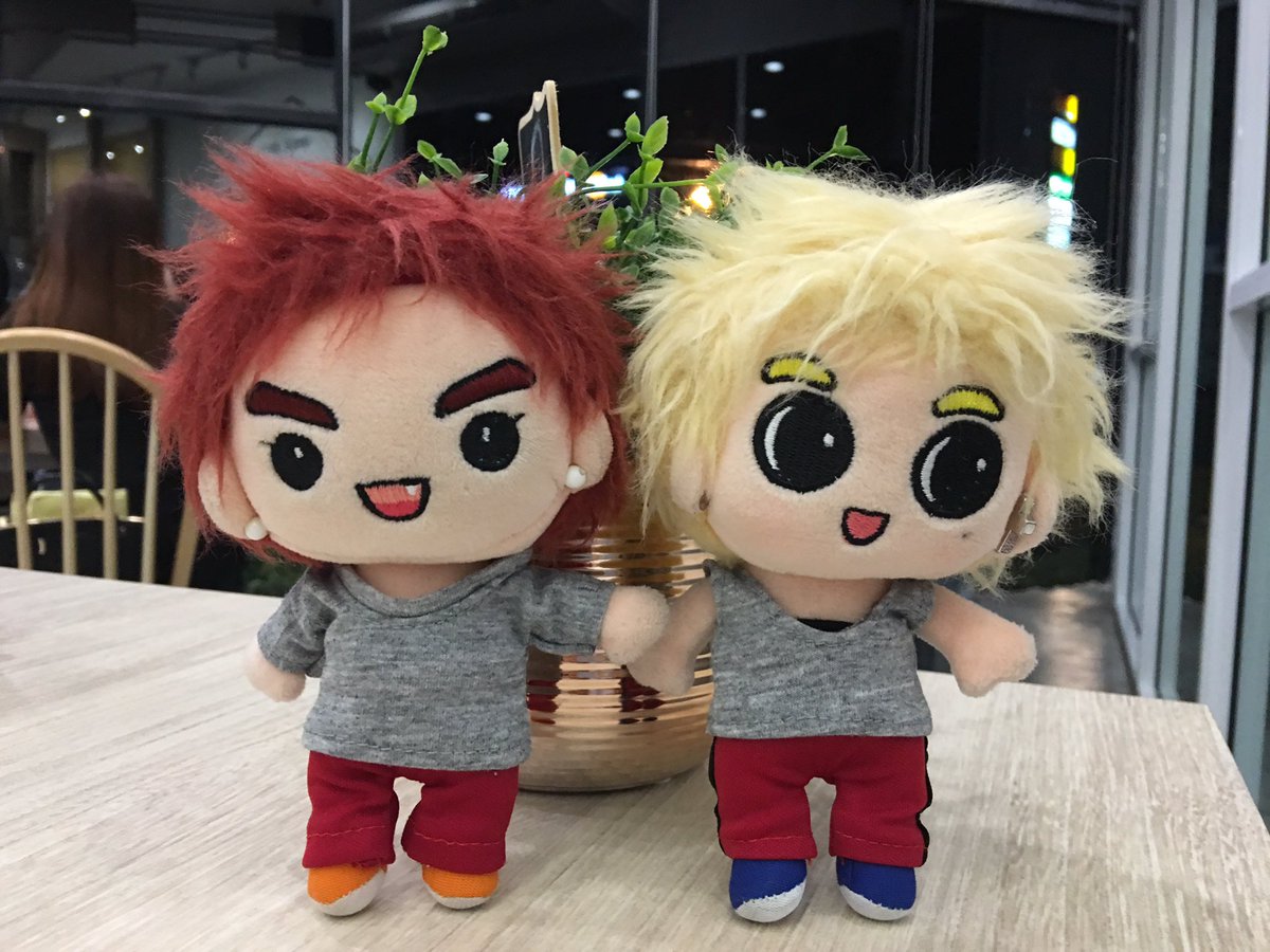 snssunnyyyyy's tweet photo. หล่อๆน่ารักๆเป็นคู่กันต์ ด้วยชุดใหม่ฝีมือคูมแม่ @markbam1a1a ขอบคุณคับบบบ 🙏🏻😍❤️💚 #MiniMT #MiniBB #Sunnymt93 https://t.co/5cey7PbTtH