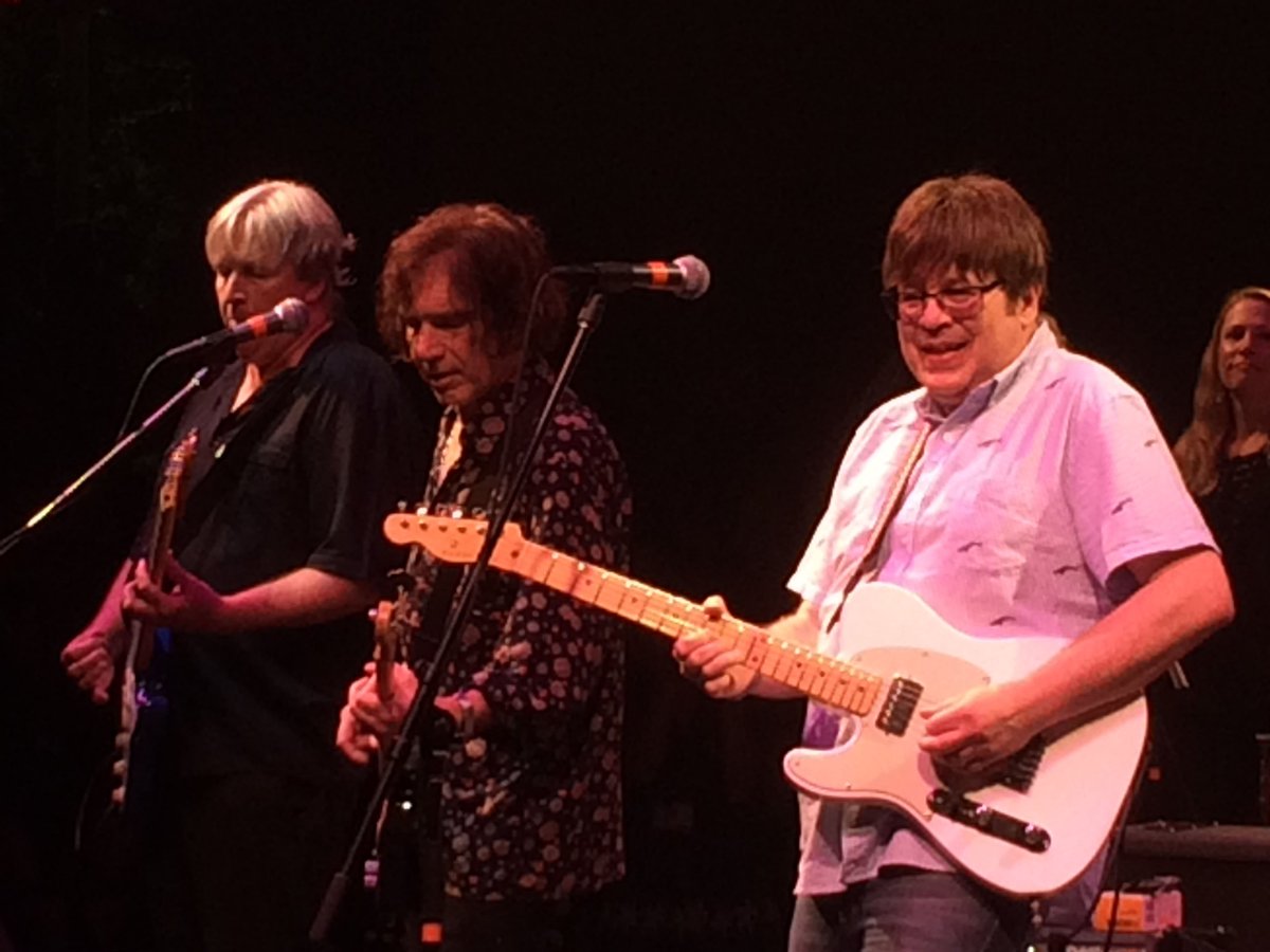 JasonRSavio's tweet photo. Legendary musicians rally for great cause on #CapeCod https://t.co/dbKKFw3hA4 #HopeMusicFestival #HopeCapeCod @CCMelodyTent @capecodtimes πΈπ€ https://t.co/bYShRogTlU