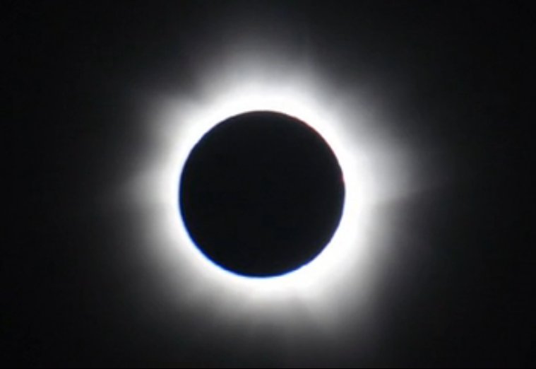 #SolarEclipse2017 attracted more engagement on Facebook than the last 4 #SuperBowl games: buff.ly/2w7l2Cr