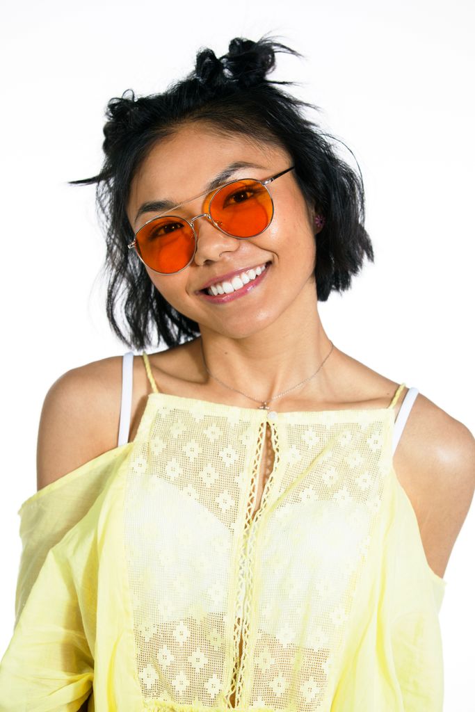 Junna keeps it cute with her half-up mini buns! Get the look for yourself with the how-to on our Insta! bit.ly/2taVy40