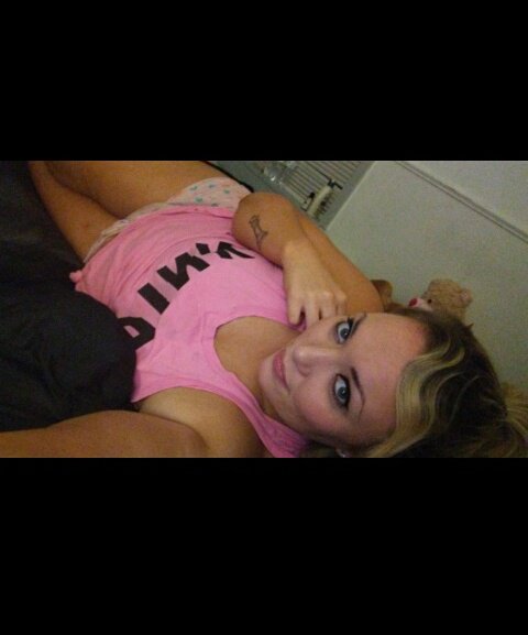 Submissivebabe6's tweet photo. Been having lots of fun on peeks! Don't forget take follow sarahbaby9089 https://t.co/bU55nBViEh