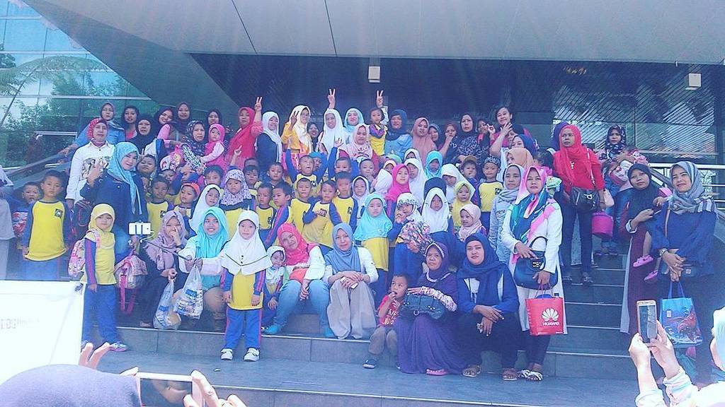 TAAMBSyuhada's tweet photo. Semangat semua di @dispusipkotabdg - jangan lupa follow ya ^_^ https://t.co/CYiibGj3Xn
