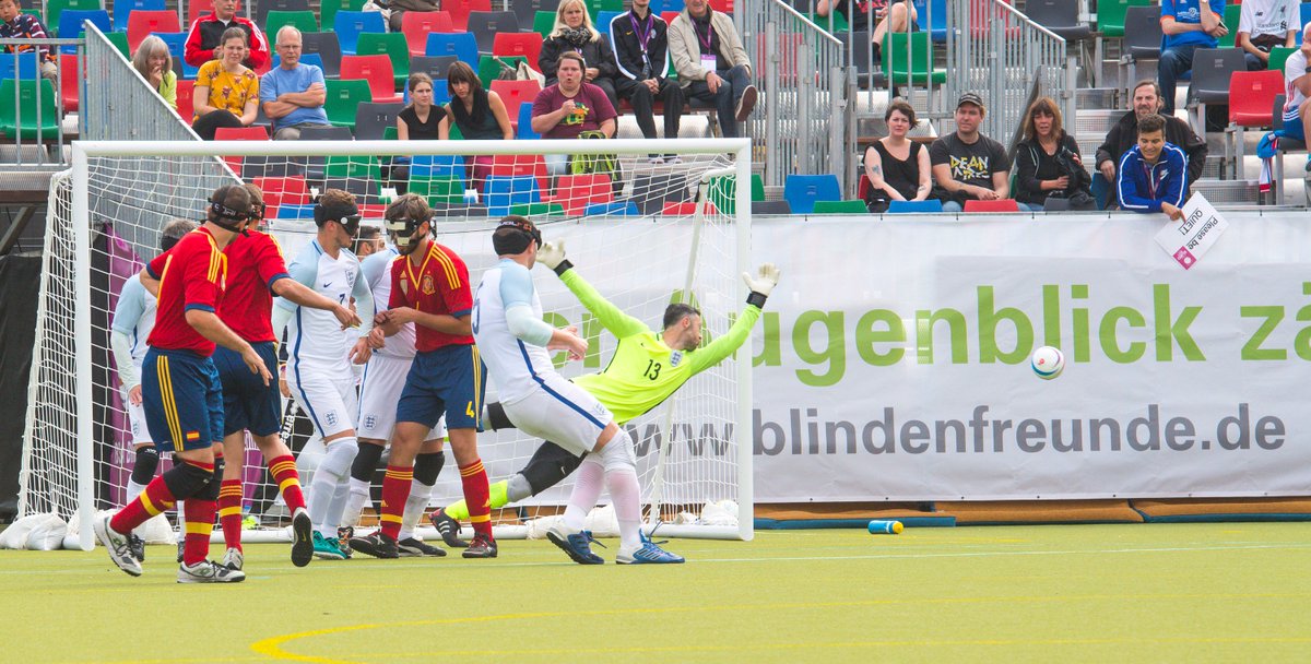 C4Paralympics's tweet photo. FULL-TIME: @England 2-2 Spain (3-4 on pens)
Heartbreak for the ๐ฆ๐ฆ๐ฆ who exit @Euro2017Berlin at the semi-final stage ๐ https://t.co/1rtBvYxQvH