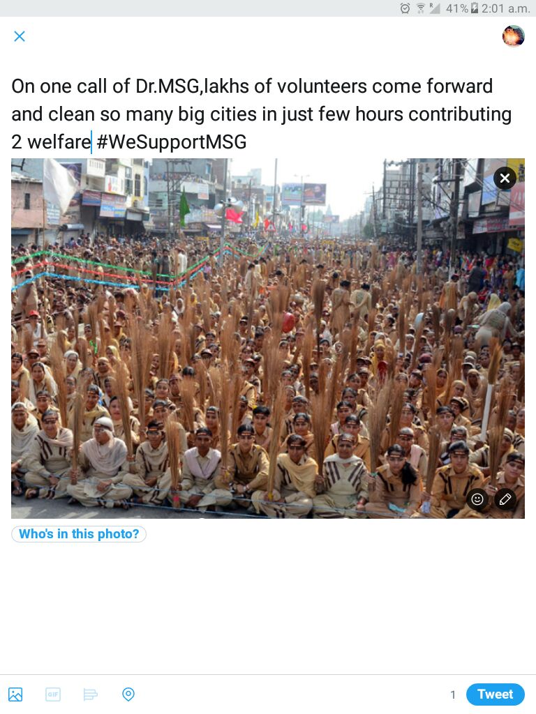 simarjeetgawri1's tweet photo. @Gurmeetramrahim #iSupportMSG hats of to u papa ji https://t.co/pN195DZJBz