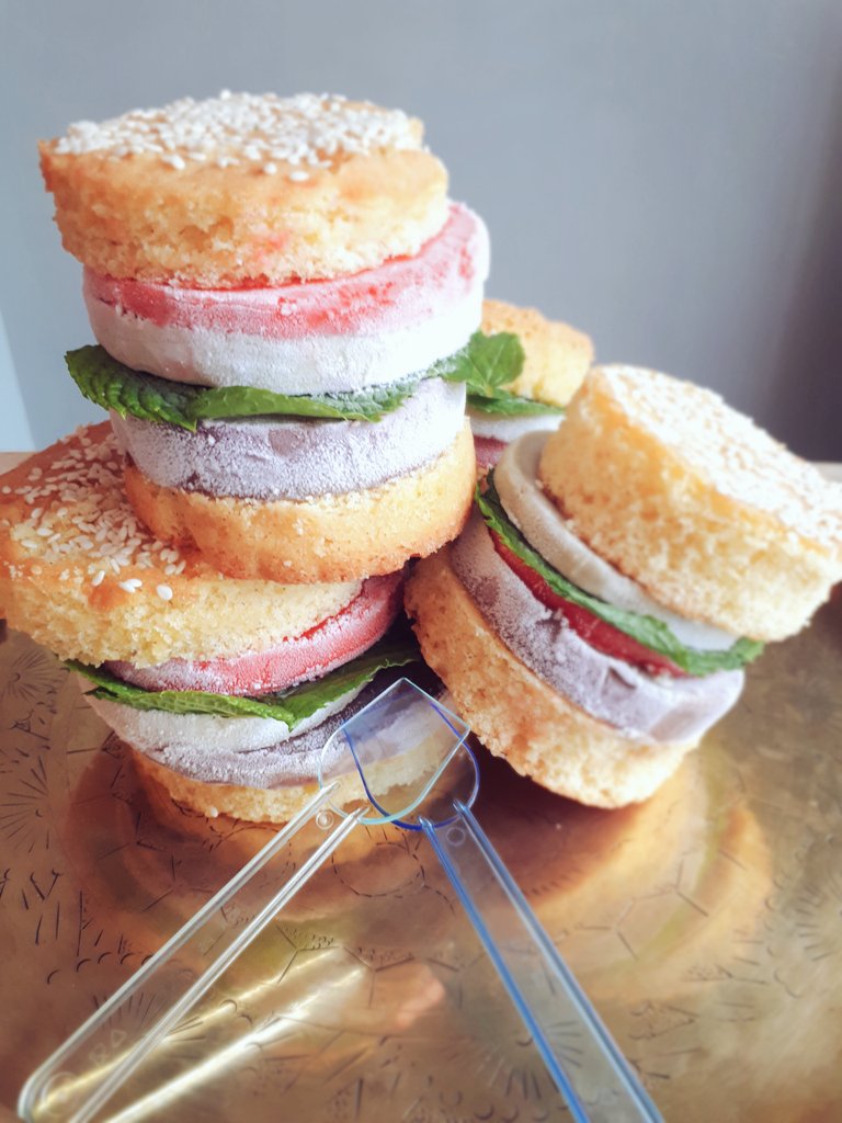 RubyVioletIces's tweet photo. It's #NationalBurgerDay, so naturally, we made some of our own from ice cream! #rubyvioletices #icecream #natural #eventprofs #sweet #treat https://t.co/c3Ce7j3c4Y
