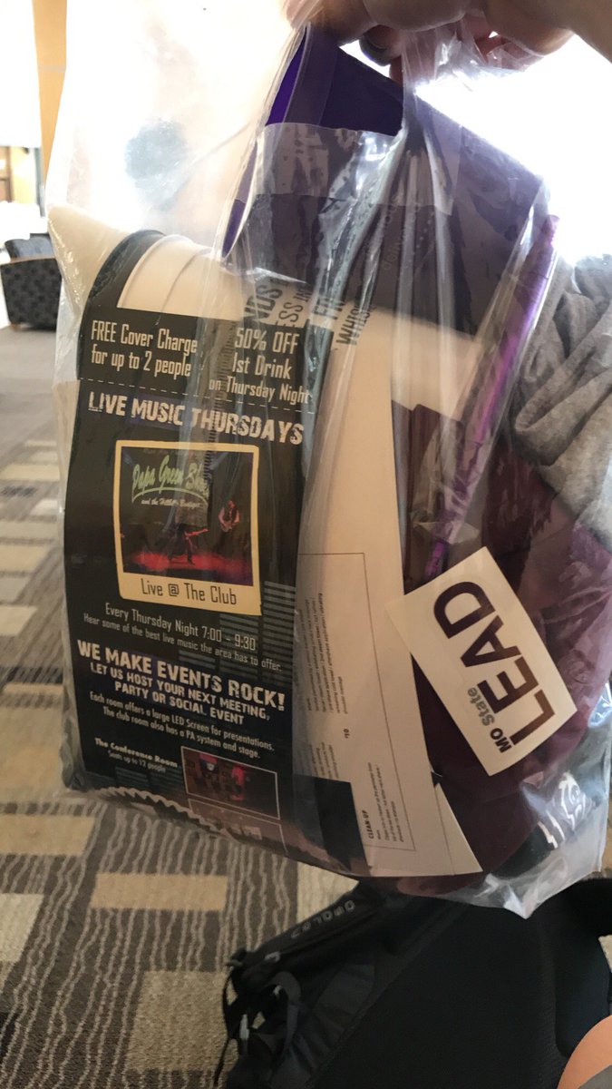 LandonTowe's tweet photo. S/O to @MissouriState for hosting #samplespringfield and giving me free stuff 🐻⤴️ https://t.co/E6nyhS5Nwl