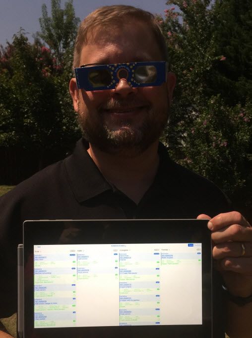 dynawaydotcom's tweet photo. John, our Partner Account Manager in the US, recently tested our #EAM #Mobile Client to be solar-eclipse proof #Technology #SolarEclipse2017 https://t.co/8jGLFTOBMk