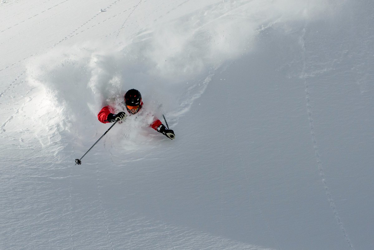 Revelstoke Mountain Resort tweet media