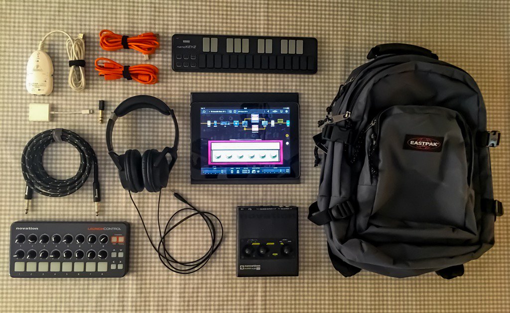 alonjul's tweet photo. Today, in my bag https://t.co/ZYDIgzy0uS