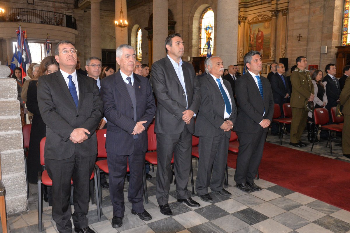 munilaserena's tweet photo. En la iglesia Catedral se realizó el Te Deum en homenaje a San Bartolomé, patrono de La Serena, presidido por el obispo René Rebolledo https://t.co/gDLSKZQiaZ
