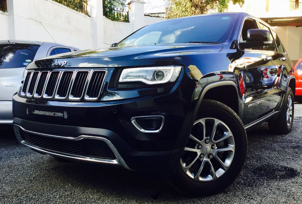 MastersUltimate's tweet photo. HIGH END CARS AVAILABLE CALL 0736464646 https://t.co/depnuBsQ3t