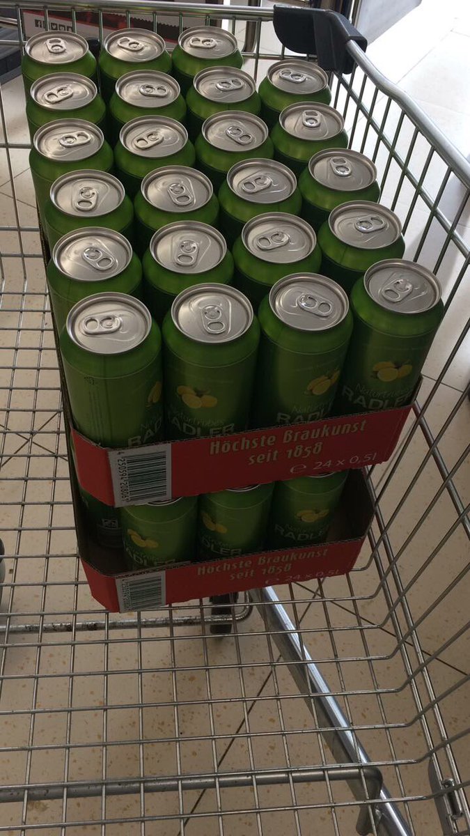 326Ingo's tweet photo. Kleiner Tipp an alle exil-sachsen😎bei lidl gibt es diese Woche Feldiradler, sogar hier im Südwesten 👍🏻👍🏻👍🏻#sgd1953 #feldi https://t.co/zAfIJ2vPnL