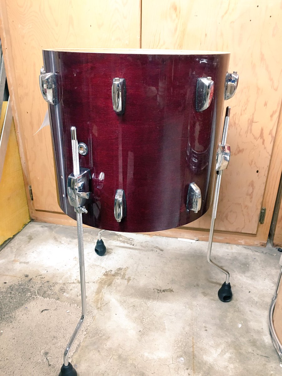 vividjojo's tweet photo. Better hope your Tom doesn't run away with those fresh legs! Turned out great the custy will be happy #DrumDr #DrumLife #KC #drums #Modify https://t.co/mstM2xzTpK