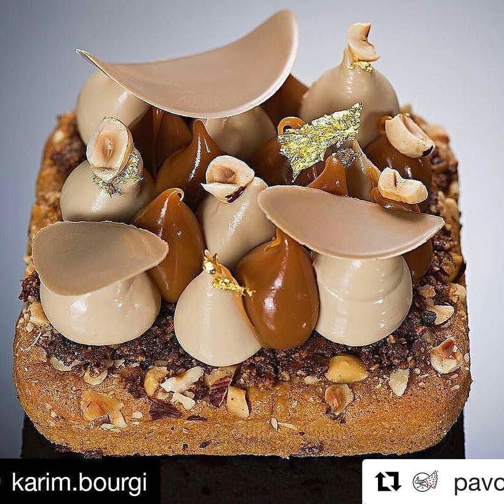 BakeLikeAPro's tweet photo. #Repost @pavonitalia (@get_repost) @bakelikeapro ・・・
Amazing @karim.bourgi with our new #FORMASIL #madeinpavoni  b… https://t.co/K4bGqCzhFW https://t.co/X6kskLWm6E