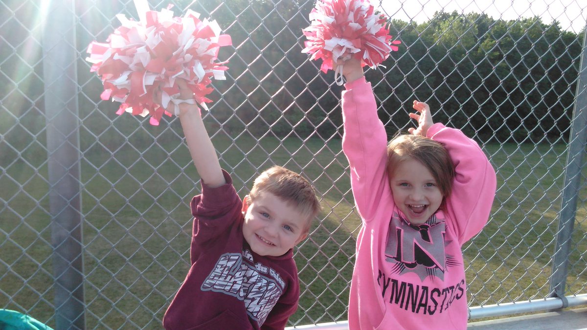 MamaDickOf5's tweet photo. GO #HHCOMETS!!! LET'S GO @William21421409 ! https://t.co/ki7y7nnDRB