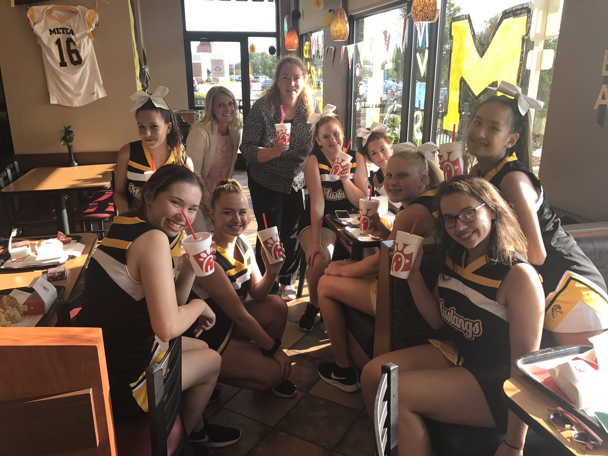 Mustangs supporting our school at Chik-Fil-A. Come on out! #spirit #beatneuqua