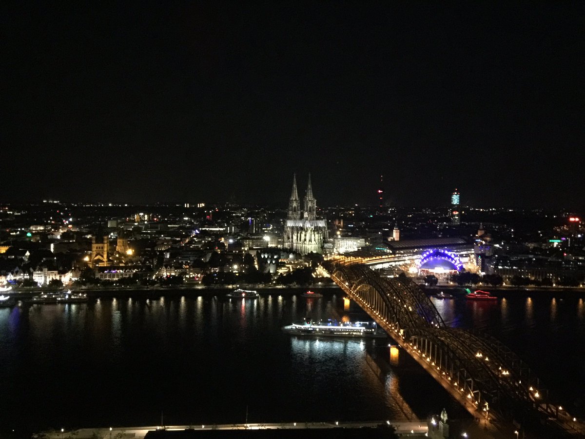 Coaster_Cheetah's tweet photo. Thanks to @BoMarit89 @edwardclewis and @frontierdev for this awesome event. A beautiful location and a very nice community. I <3 Frontier :) https://t.co/cvQrMpItYu