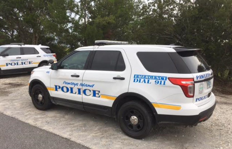 TakomaParkPD's tweet photo. @TakomaParkPD One of our SGTs took these great photos of a quaint police dept in the Town of Pawley's Island, SC @PawleysIslandPD #nicevisit https://t.co/Vxxo742SS5
