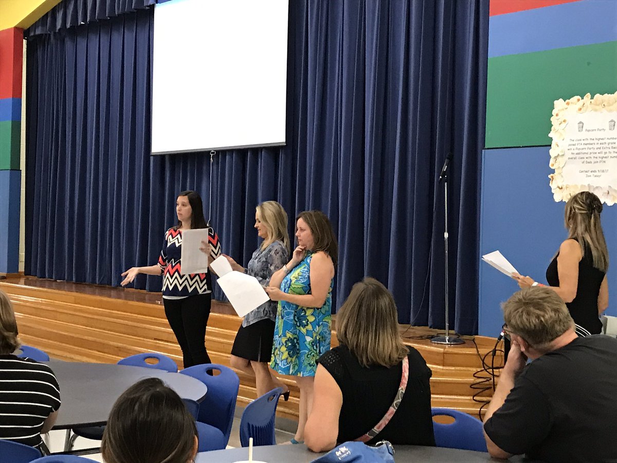 EmmettMichele's tweet photo. Back to school night for 2nd grade! Great job @2ndmoore @loydkr @2ndHewitt @hastie2nd #donaldes https://t.co/YLWbFNvodm