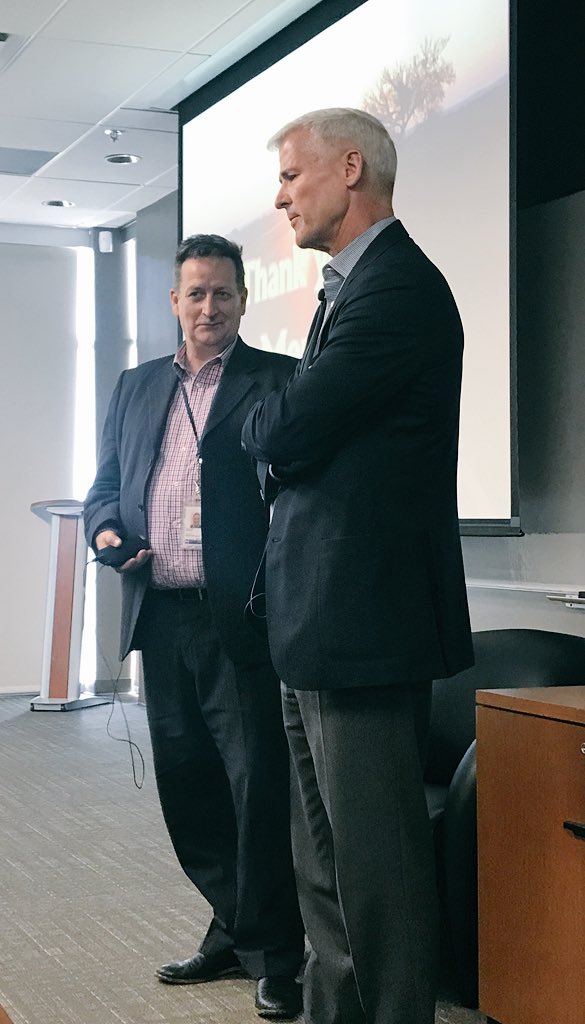 _sHundal's tweet photo. Great discussion with @BobWKHamilton @eDavidBedford at #PACVITSO! Thank you for the visit &amp; your vision for our agency! #CRApride #GoC https://t.co/1Ty8TfqwZG