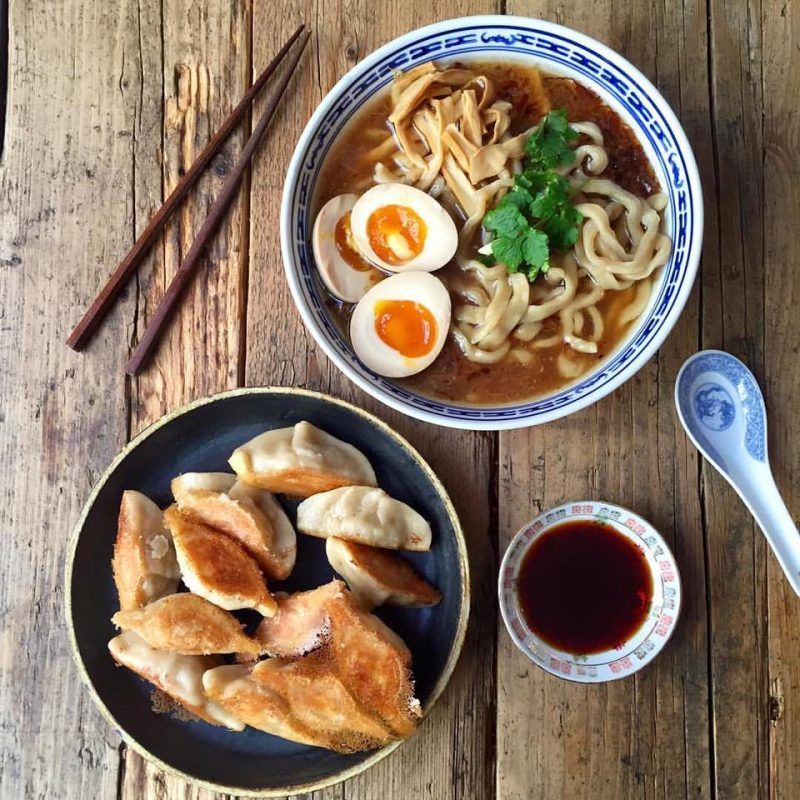 ExpatsParisiens's tweet image. #Summer #EatingGuide: #Paris Restaurants Open in #August buff.ly/2ulb1Rg via @Wendylynparis