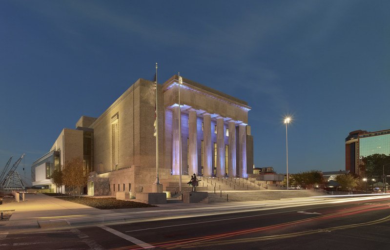 What did it take to transform #RobinsonCenter into a certified #LEEDGold building?  #greenbuilding #LittleRock   ow.ly/f2Qd30eEPMb