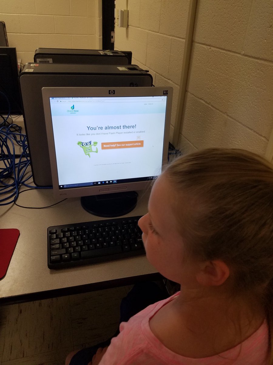 SHESLOVESTECH's tweet photo. NO more FLASH messages at SHES.
#SHESLilRaiderSWATteam is ready to be #flashexperts @mcps_tech help is on the way
@SHESlilraiders https://t.co/egQ1oWnbAa