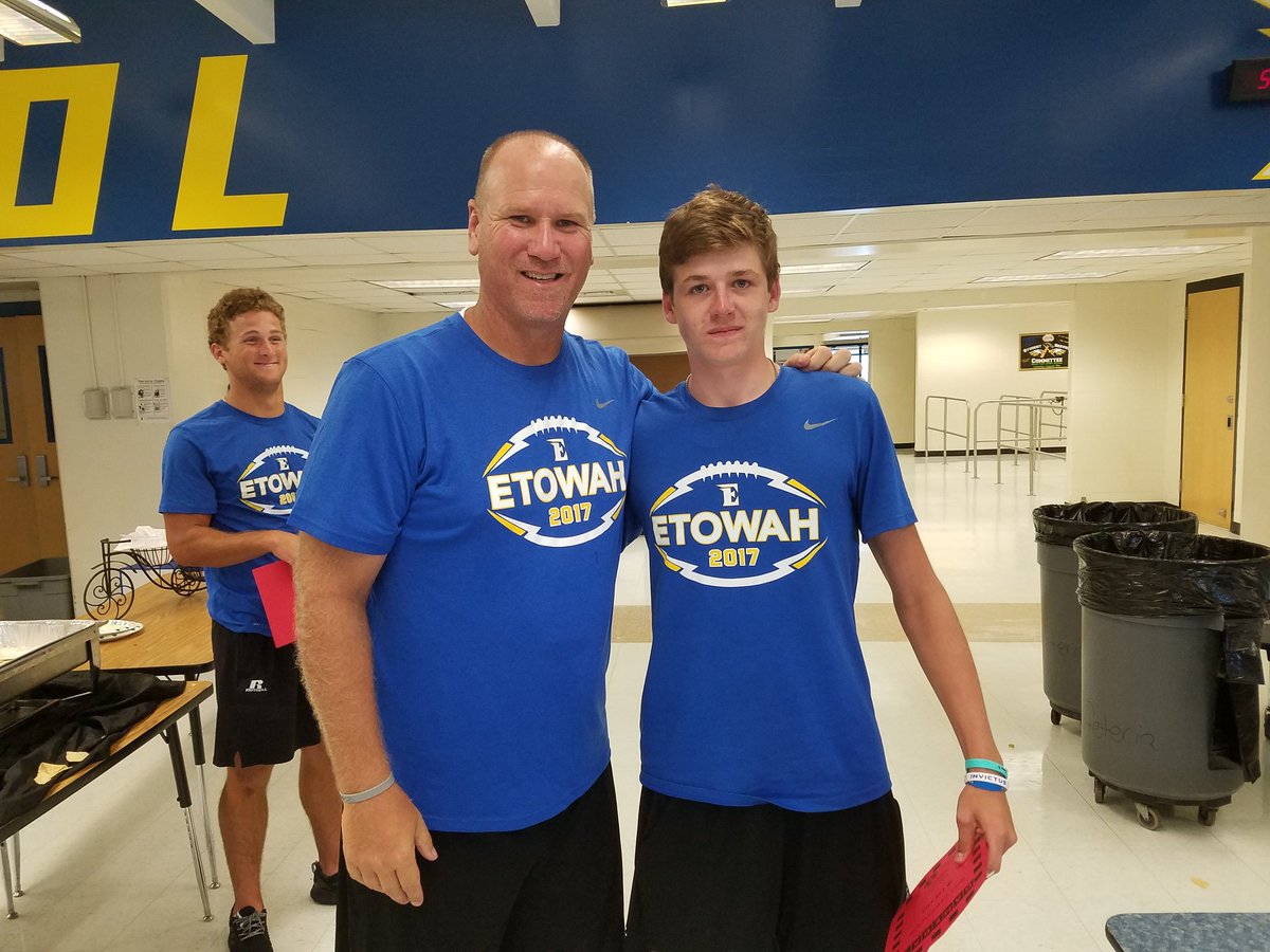 Etowah_Recruits's tweet photo. Etowah '19 K Sean Hopper the Special Teams Player of the Week for the Campbell game #EtowahFB #Accountability #3FG https://t.co/IxRYTBLL7Y
