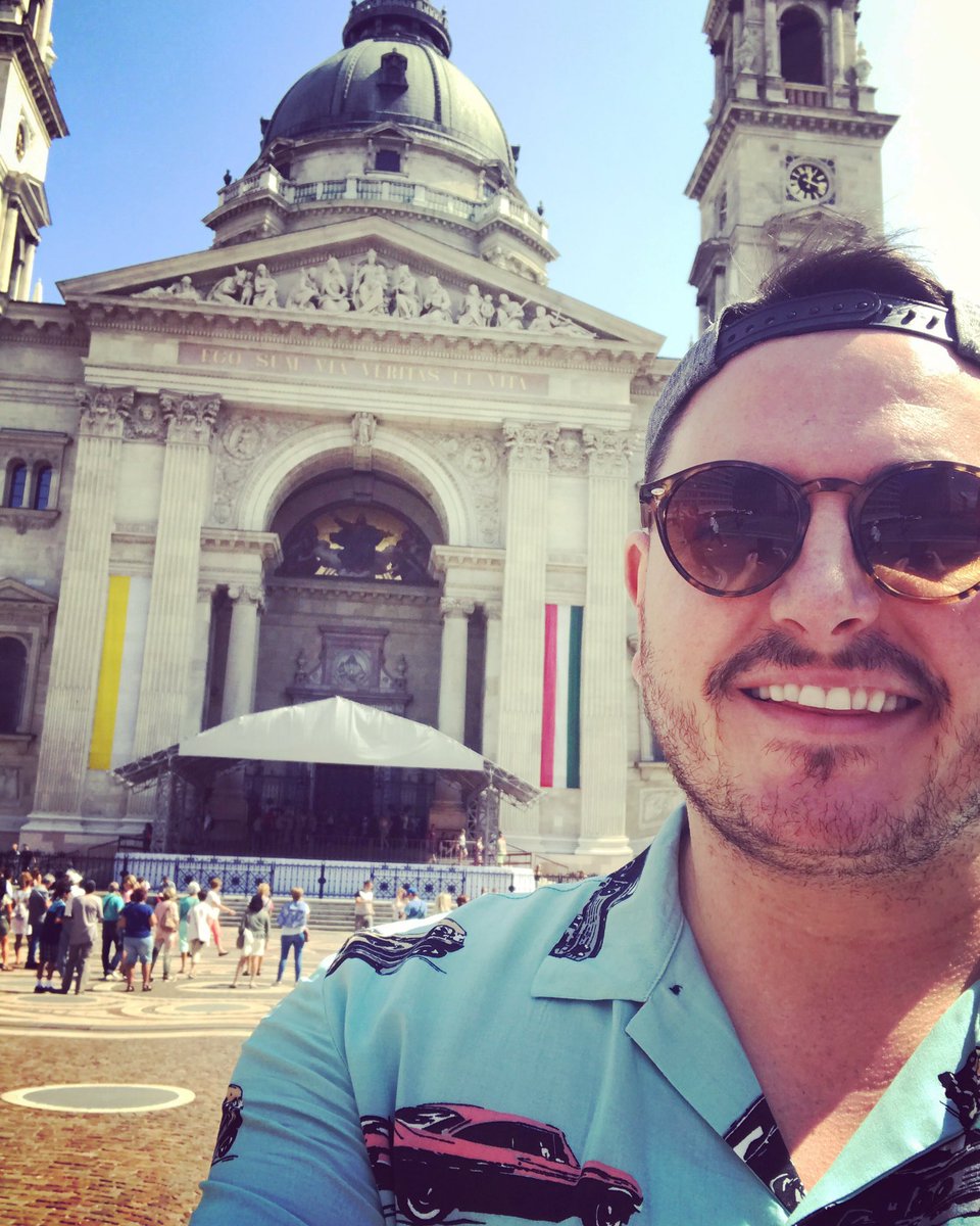 JohnMcFaul82's tweet image. I ❤️ Budapest #Budapest #travel #funkyshirt