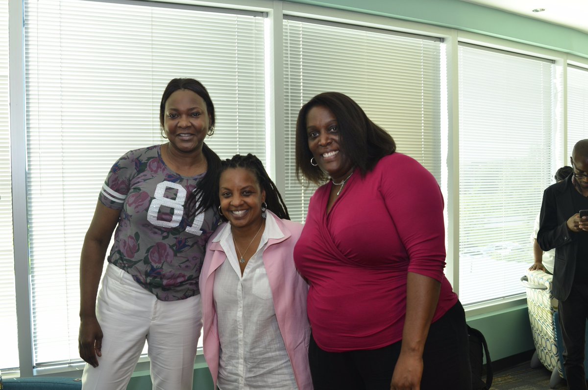 MDTEDCO's tweet photo. @MDTEDCO @HarborCDC #MBPF Award Recipients: Implicit Solutions, @GameChangeHers, Emagine! Technologies (@MacConwell @CashCurator) https://t.co/OLlWI4DuvD