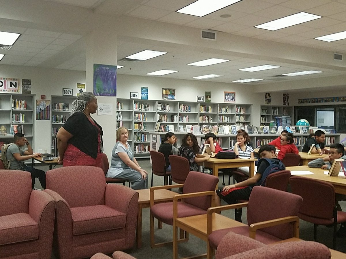 mister_noonan's tweet photo. Freshmen learning how to use the library @Indians_IHS #checkingoutbooks https://t.co/SF0DIKEGXG