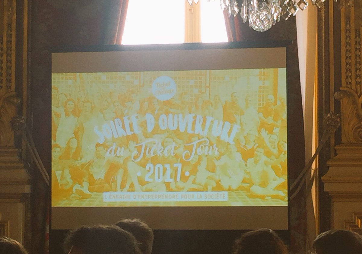 IntotheDream0's tweet photo. Ce soir on a beaucoup entendu parler de rêves lors de la soirée de lancement @TicketforChange et ça fait du bien 😊 #TfC17 #optimisme https://t.co/RS6SXiZQWo