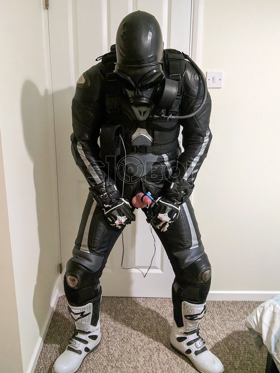 s10_boi's tweet photo. Biker drone https://t.co/lwpiFBxoqv