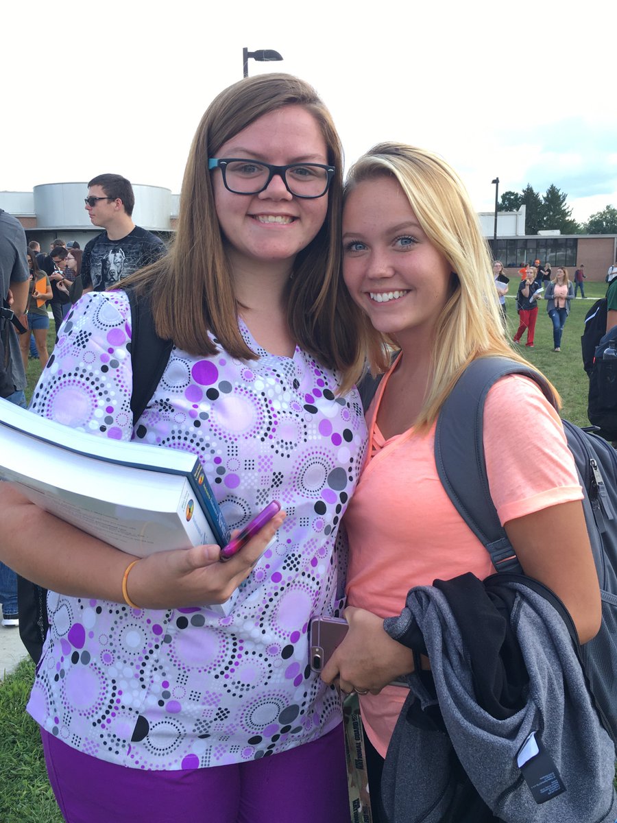 MidEastDistrict's tweet photo. First day back for seniors, second for sophomores and juniors! #Day2InTheBooks #MidEastCTC https://t.co/cEf7wTSv9B