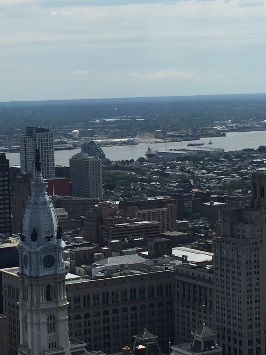 SkyPhiladelphia's tweet photo. Great wknd in store so join us @SkyGartenPhilly for happy hour specials 5-7 &amp; Quizzo fun from 7pm tonight. Enjoy! https://t.co/Q9HPJ78Esg