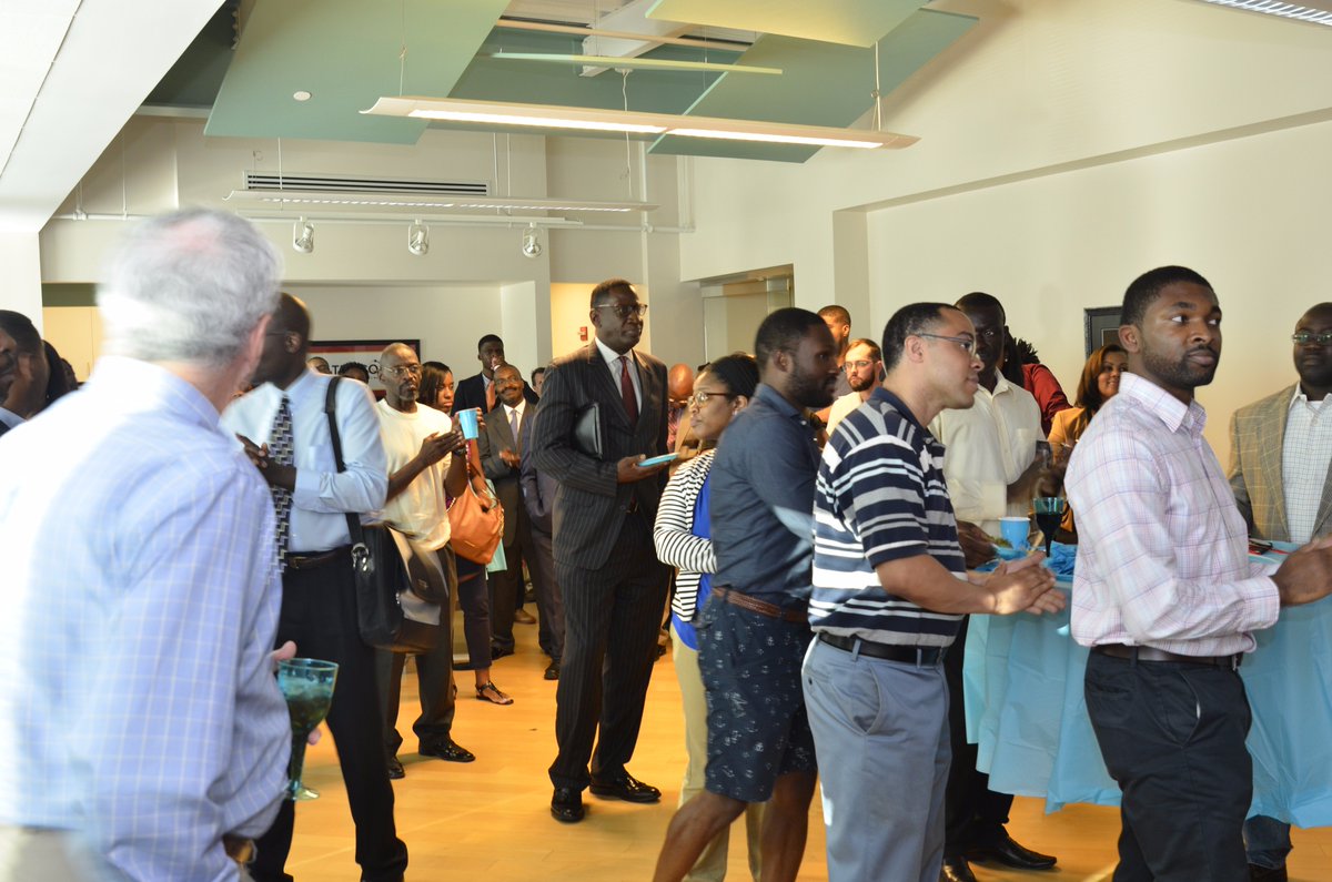 tammithomas's tweet photo. @MDTEDCO @HarborCDC #MBPF Award Reception w/ Implicit Solutions @GameChangeHers, Emagine! Technologies @MacConwell @CashCurator @tammithomas https://t.co/eyUmH2fQoo