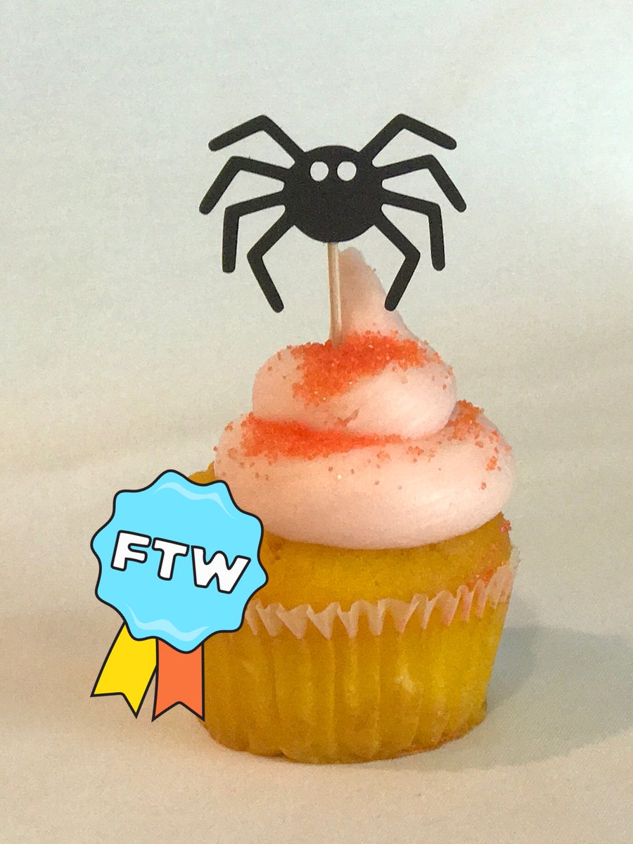 simply_by_jen's tweet photo. Check out my Halloween cupcake toppers. Great for the kiddos Halloween party. See link to my shop in bio. https://t.co/Kdk1ktZiCZ