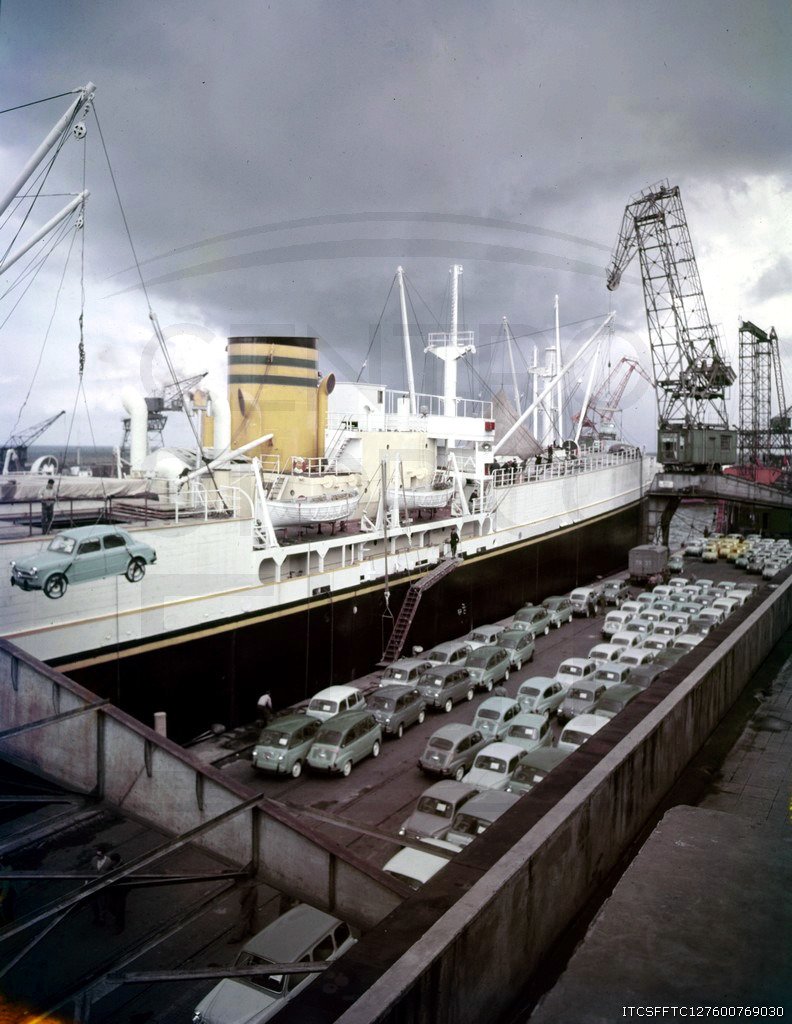 CSFiat's tweet photo. 1957.Imbarco delle Fiat 600, Fiat 600 Multipla e Fiat 1100 103 E sulla Motonave Italterra per l'America. https://t.co/3IdOmrJB6y