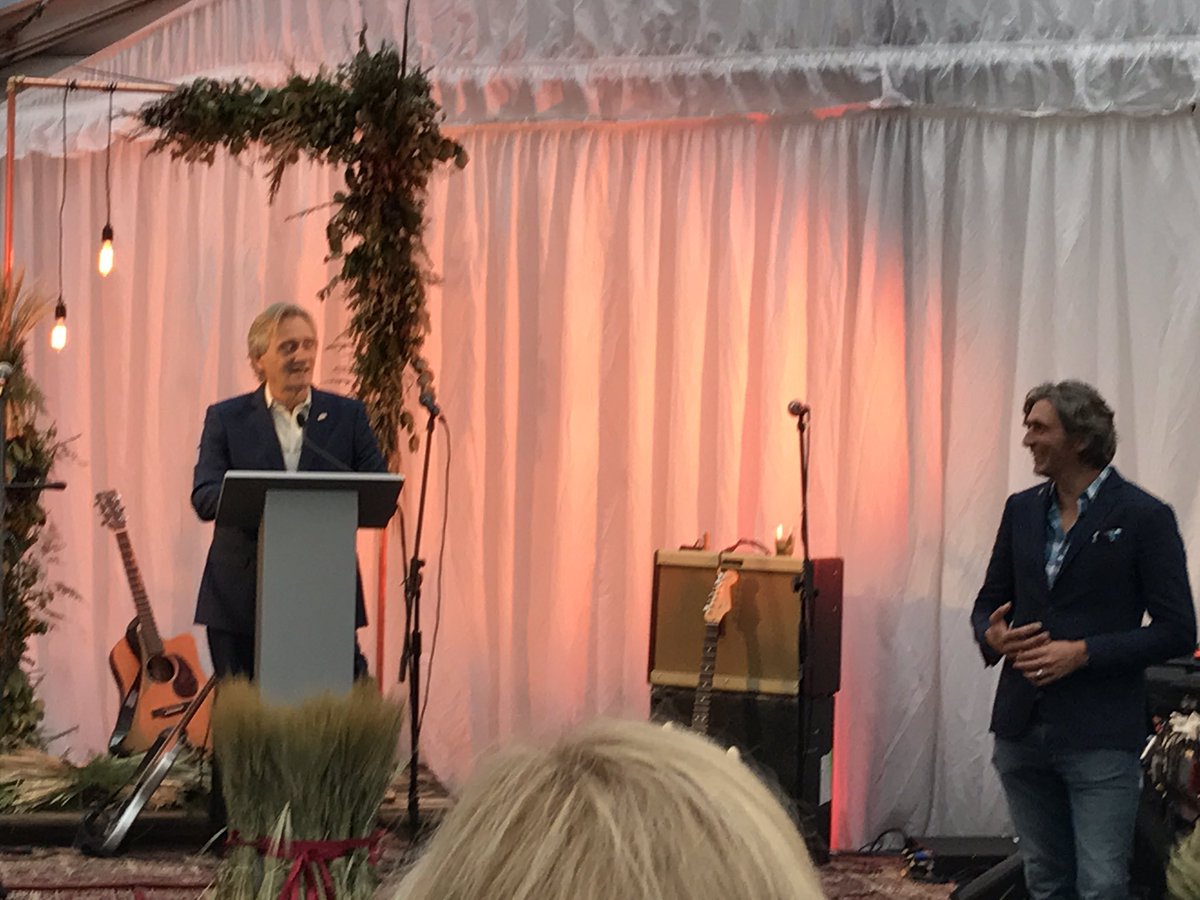 hostandcompany's tweet photo. How it all started. A heartfelt speech by Henry Conyngham telling the story of #SlaneDistillery as a proud son looks on. #thatsthespirit https://t.co/Bi6qRLo2mQ
