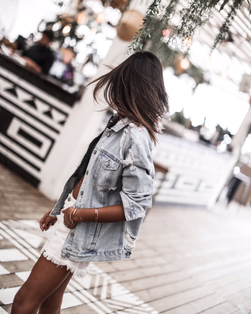 Denim everyday 💥 
By @NewlookFr Ref 505417144 bit.ly/2irPjJ4 (j’ai pris du 36) 
#ootd #outfit #thisisnewlook #ad  #blogmode