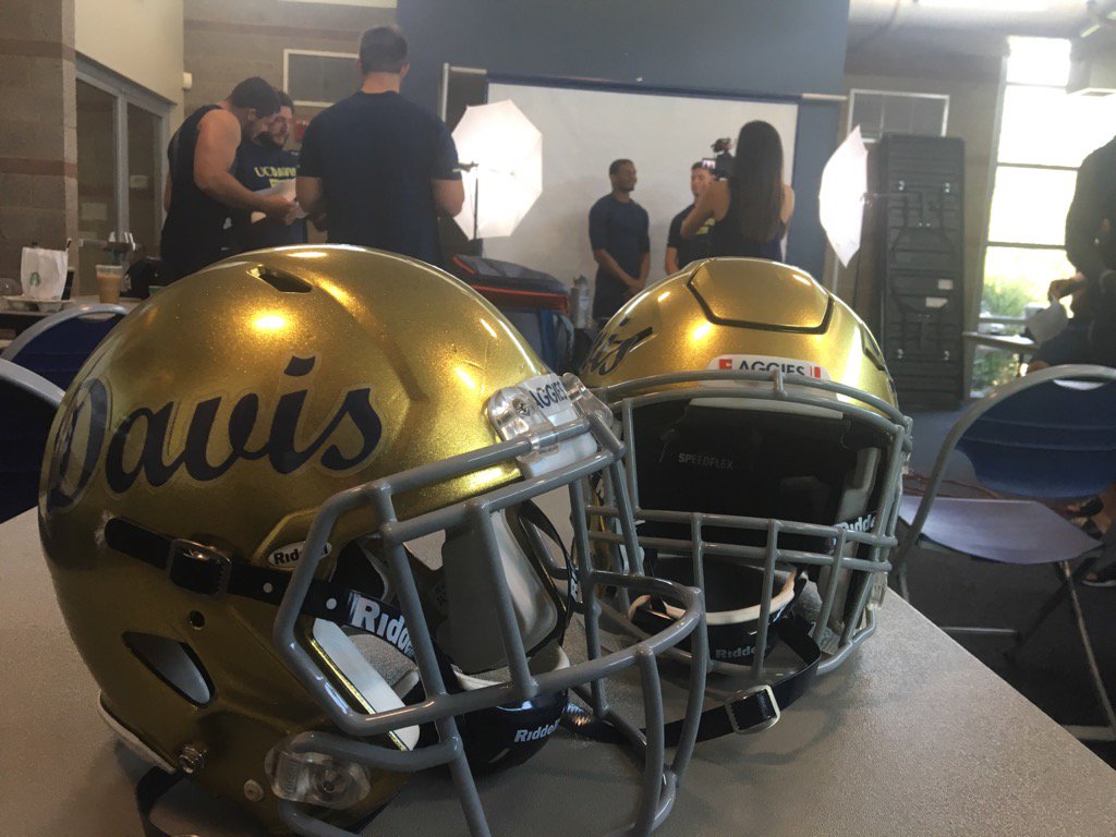 UCDfootball's tweet image. Now that the lights&amp;amp;cameras are on, it's time for @UCDfootball 2 entertain you during breaks at home games this yr.
