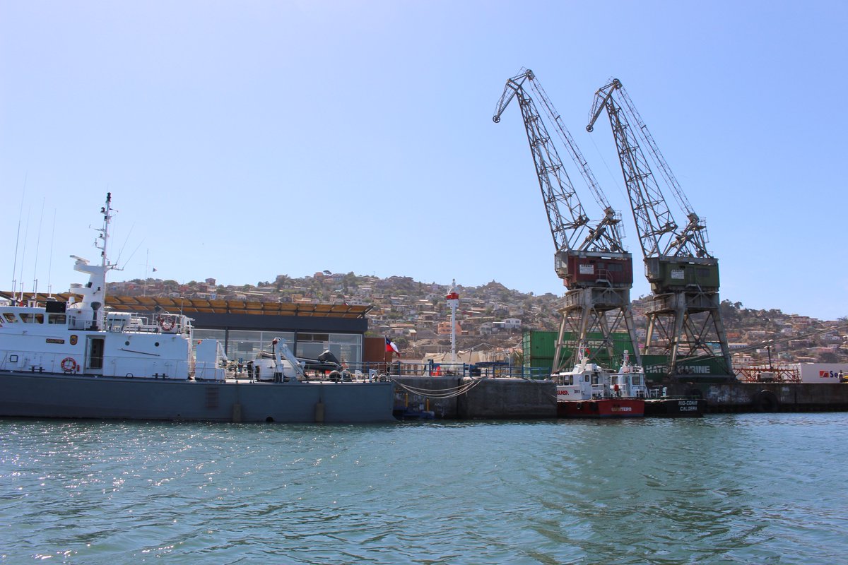PuertoCoquimbo_'s tweet photo. ¿Sabías qué? Las grúas #Ardelt, fueron parte del equipamiento de Puerto #Coquimbo durante el Siglo XX y tienen más de 20 metros de alto. https://t.co/wGCgCXJwm9