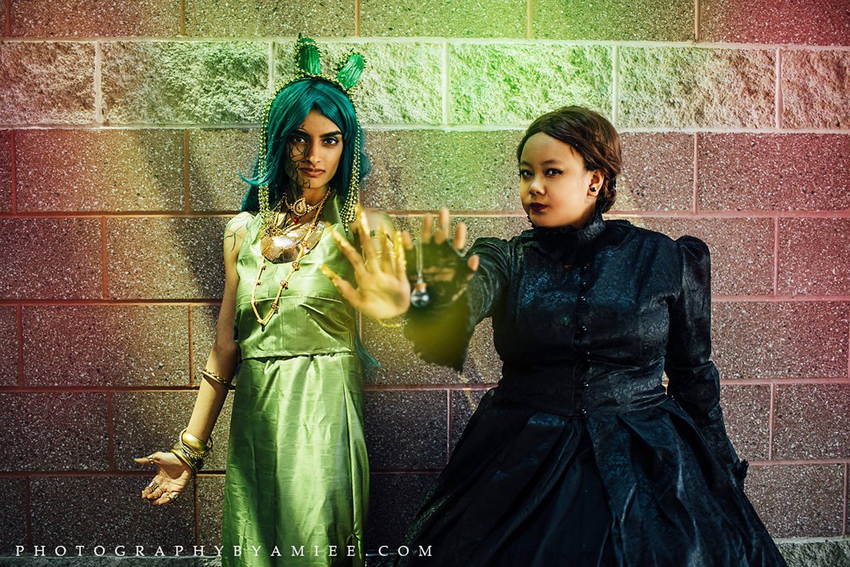 tm_liza's tweet photo. Forgot to share these amazing Raishan pics from #anext2017 by Photography by Amie E.
#CriticalRole #criticalcostume https://t.co/hM1Wdupw6S